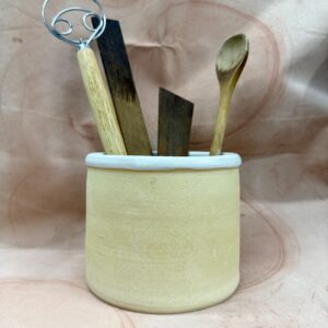 Wide Pot by Stiliani Moulinos